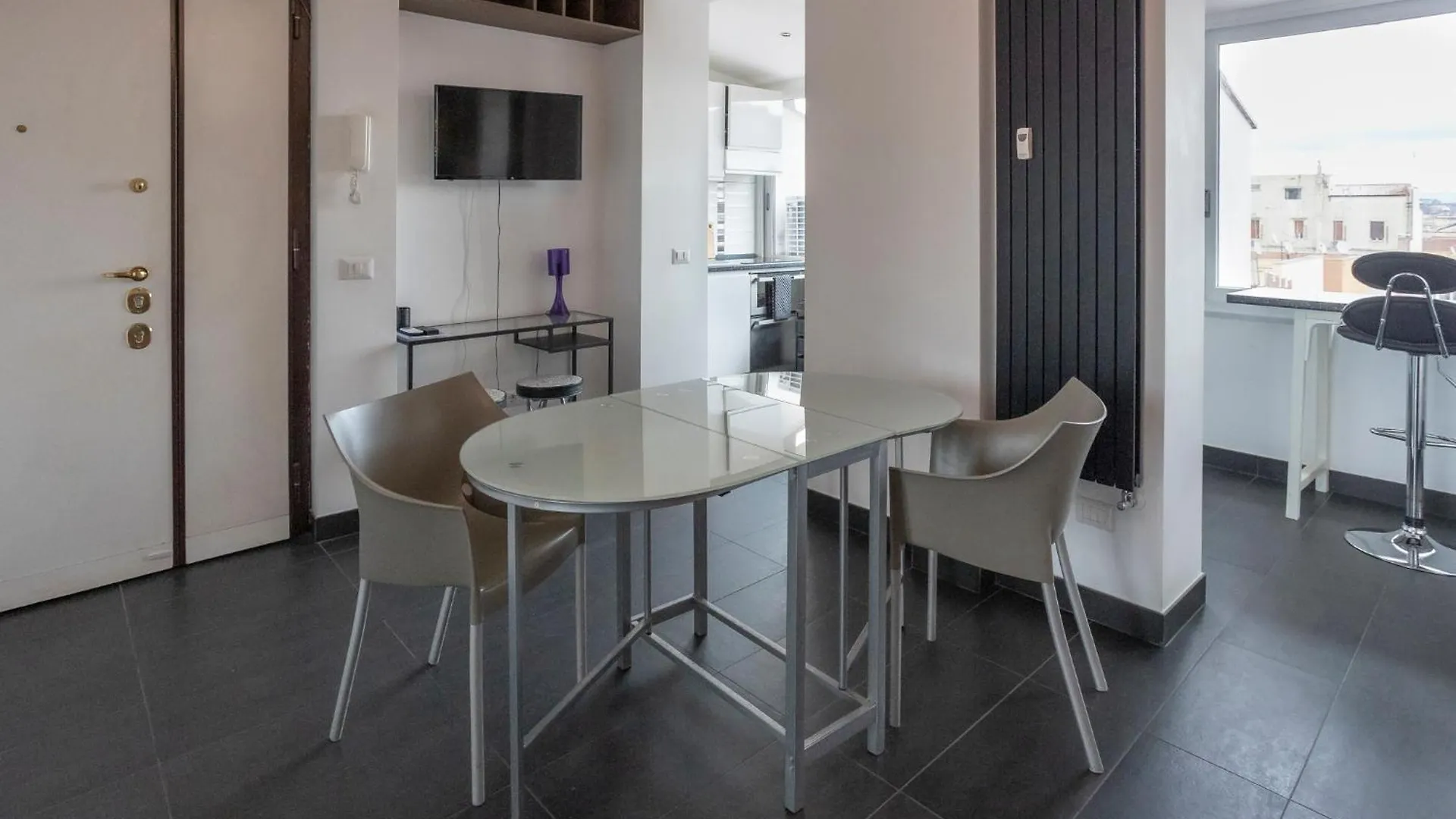 Apartment Attic Candia - Vatican Museum Rome Italy